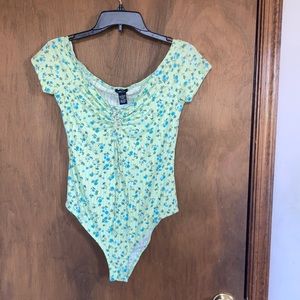 3/$12 Rue21 floral ribbed bodysuit with stretch L jr